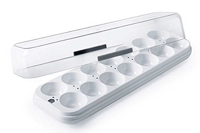weird-kitchen-gadgets-egg-minder