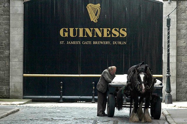 08-Mouth-Watering-Facts-About-Guinness-Beer-JOHN-COGILLAPREXShutterstock_7220405a
