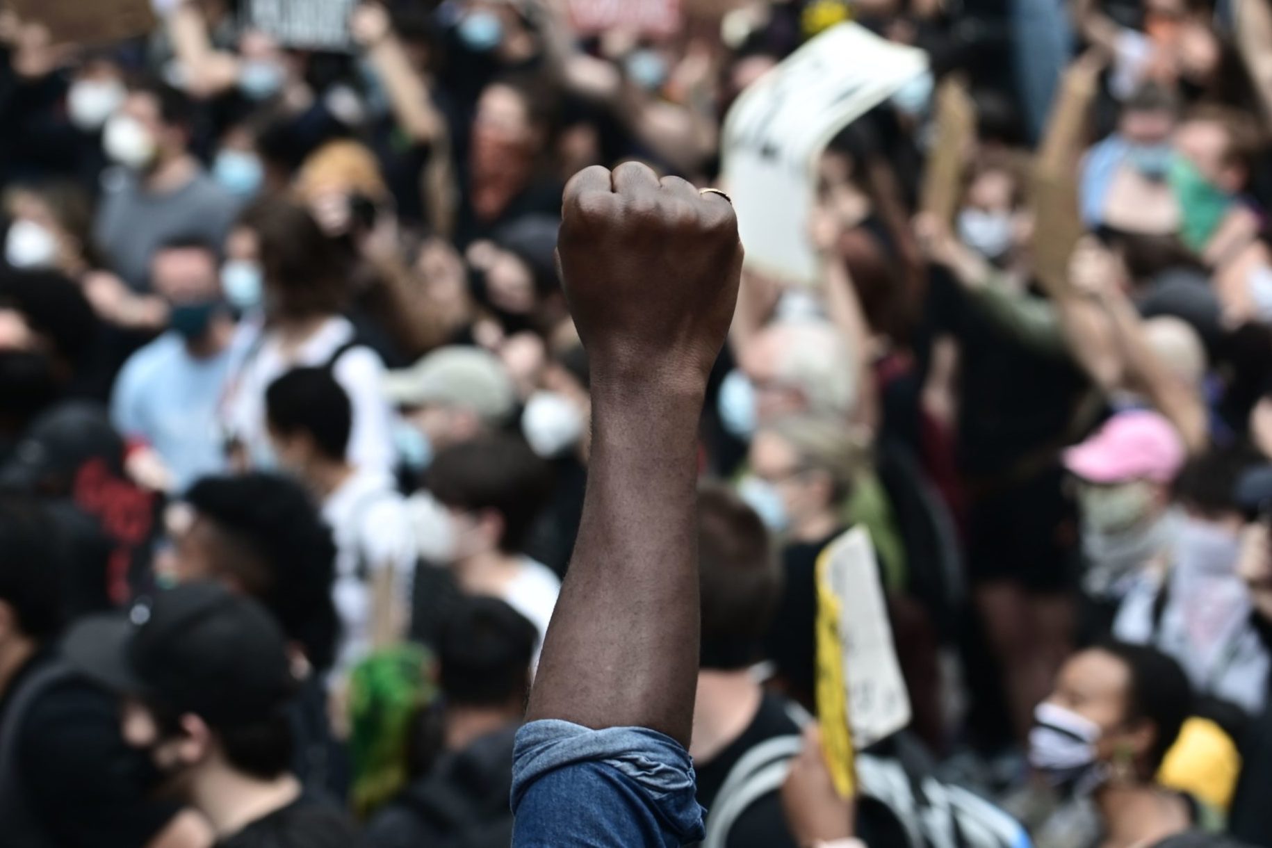 TOPSHOT-US-POLITICS-RACE-UNREST