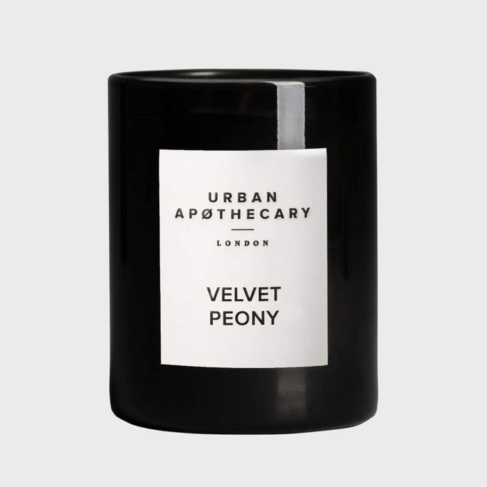 Black candle shows label 