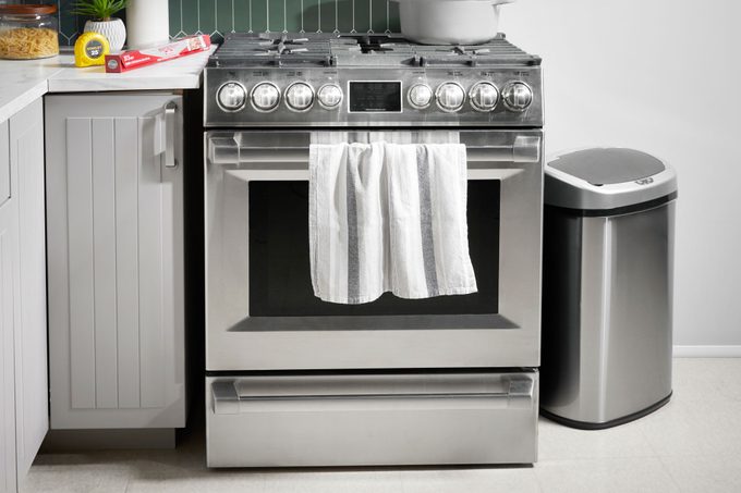 This Clever Aluminum Foil Hack Can Keep a Very Dirty Part of Your Kitchen Clean