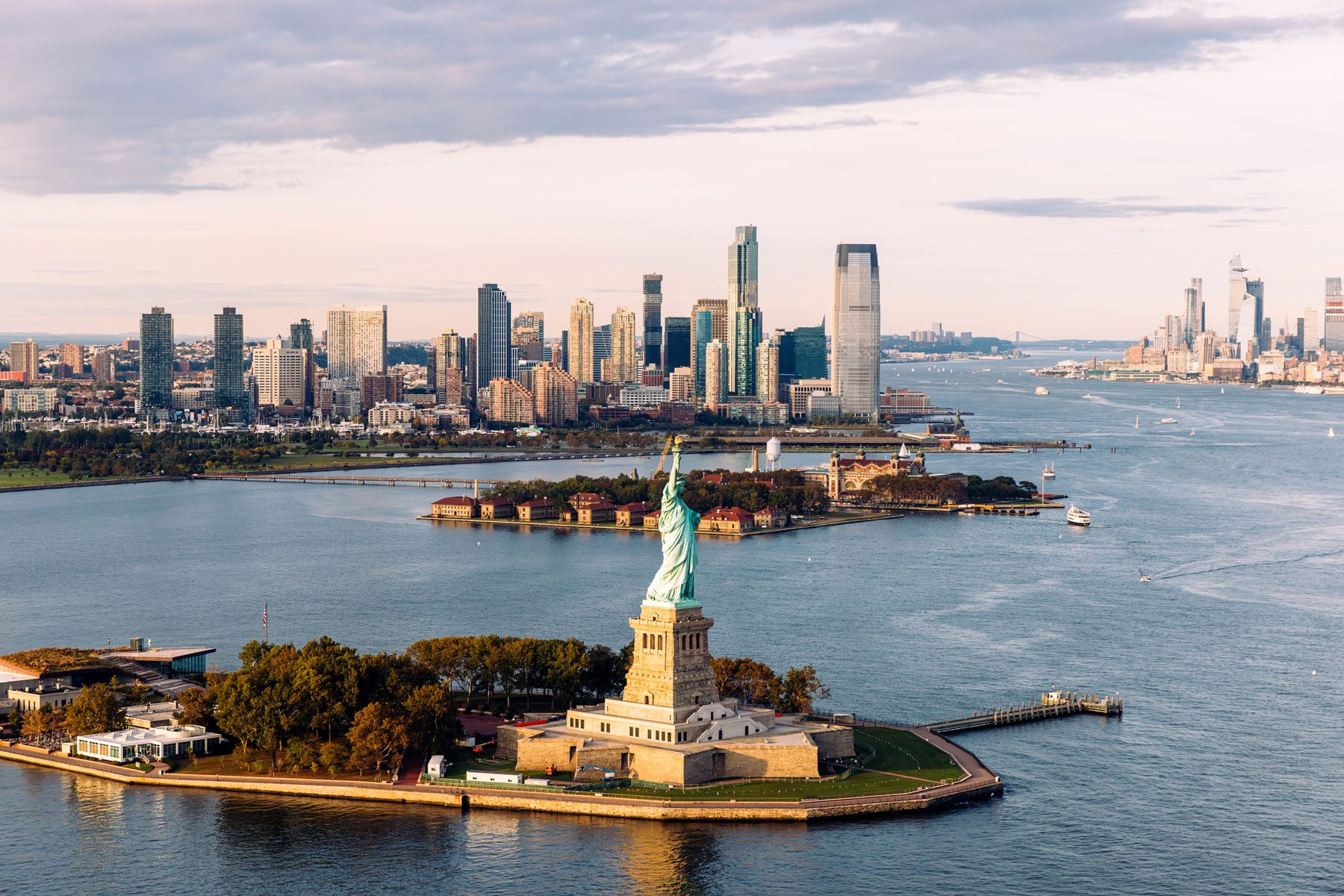 New Report These Are The Best Cities To Retire In The U.s. In 2025 Gettyimages 2117704330